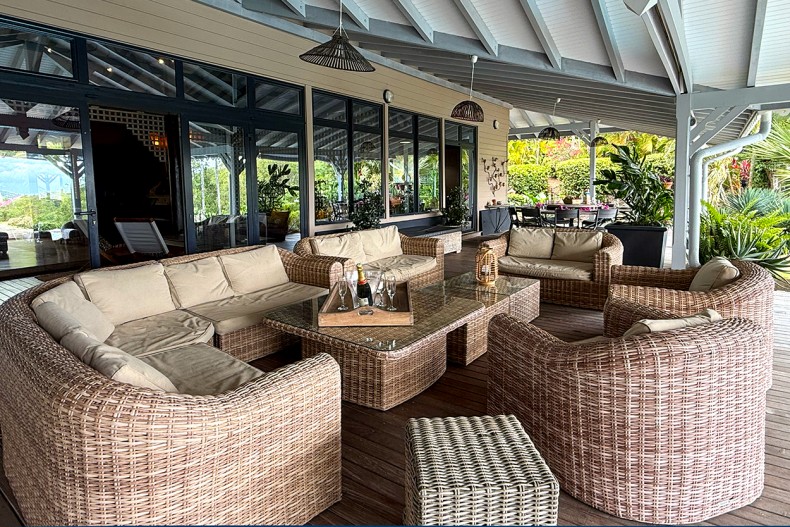 Villa Martinique Caroline salon terrasse