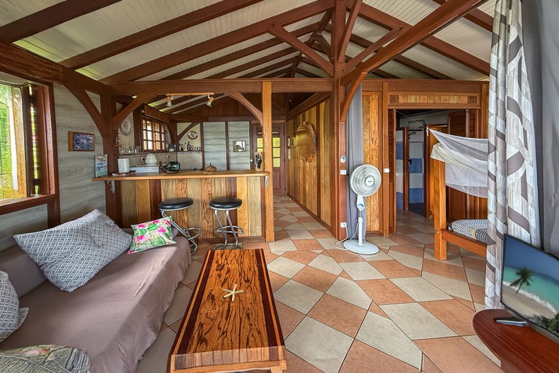 location martinique Bois exotique salon