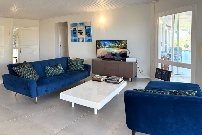 salon TV Villa Martinique Toits bleus atlantique