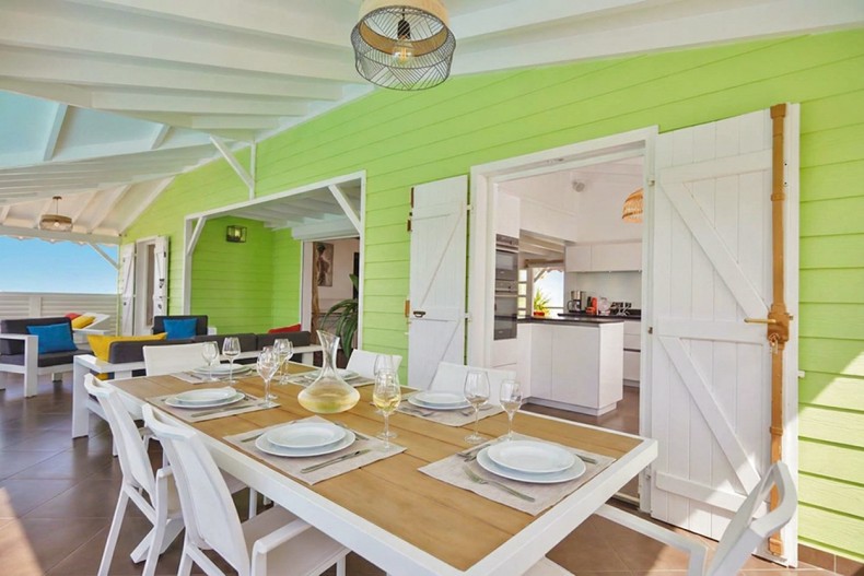 location belle villa de l anse  a l ane piscine et spa