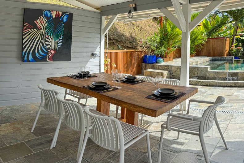 Bungalow de charme Martinique le françois piscine