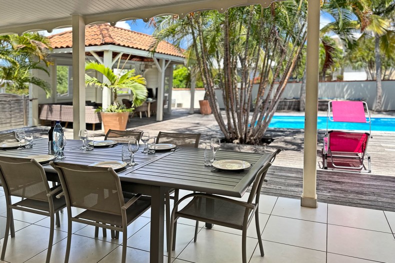 Location Martinique Oasis piscine