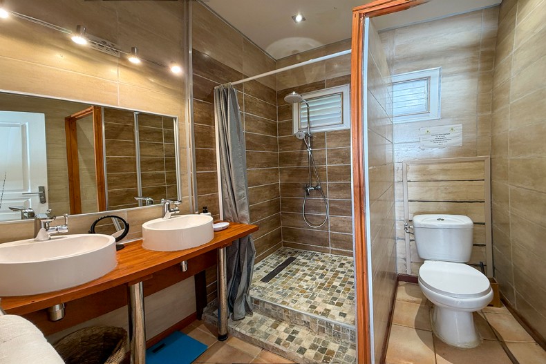 Villa de luxe Martinique vue sur le rocher du Diamant SDE 2