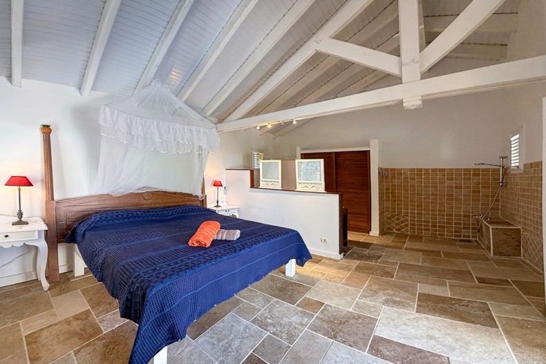 La suite un lit de 180 clim