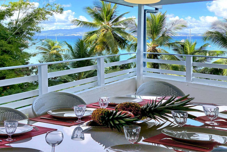 Pour vos repas face à la mer