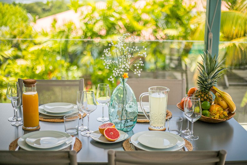 belle location trois ilets piscine