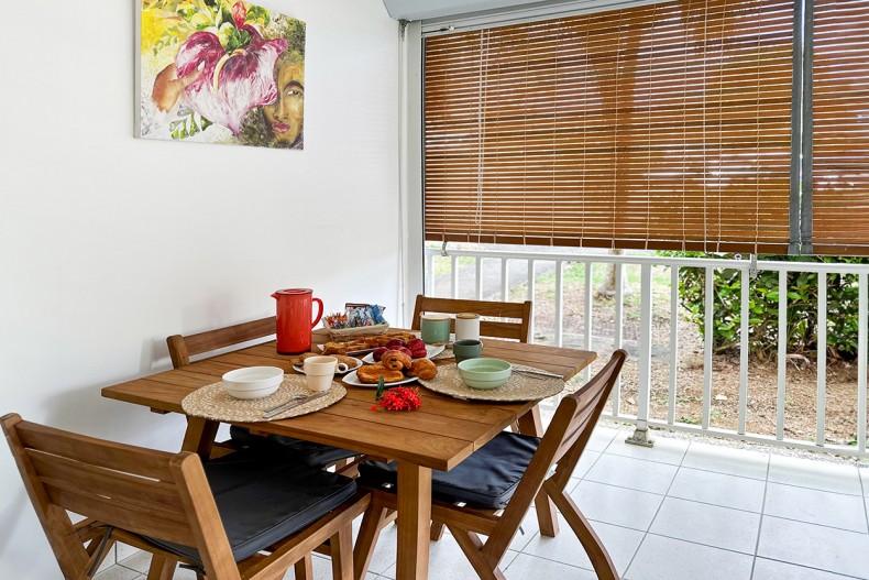 Terrasse Location Martinique F2 anse à l'Ane Ti Kai nou trois ilet