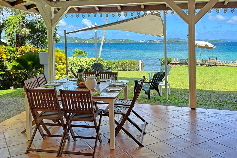 La villa cote mer le robert martinique