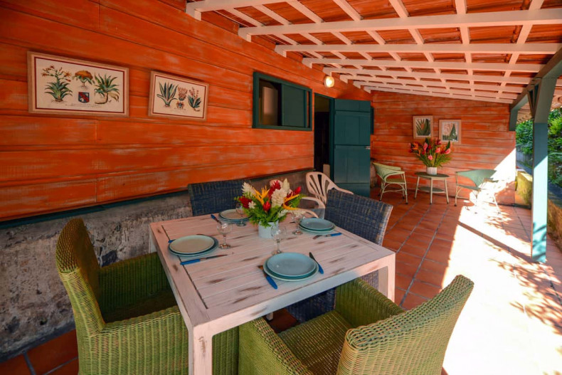 Le salon extérieur sur la galerie