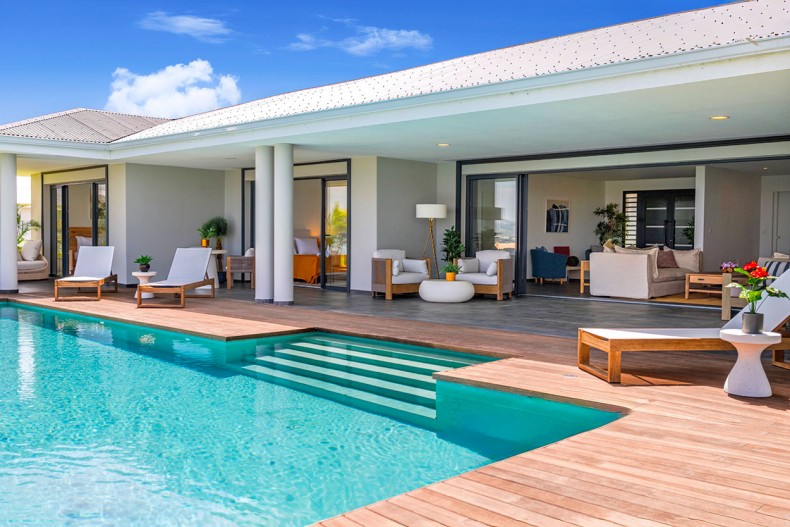 villa-d-EXCEPTION-Martinique superbe piscine