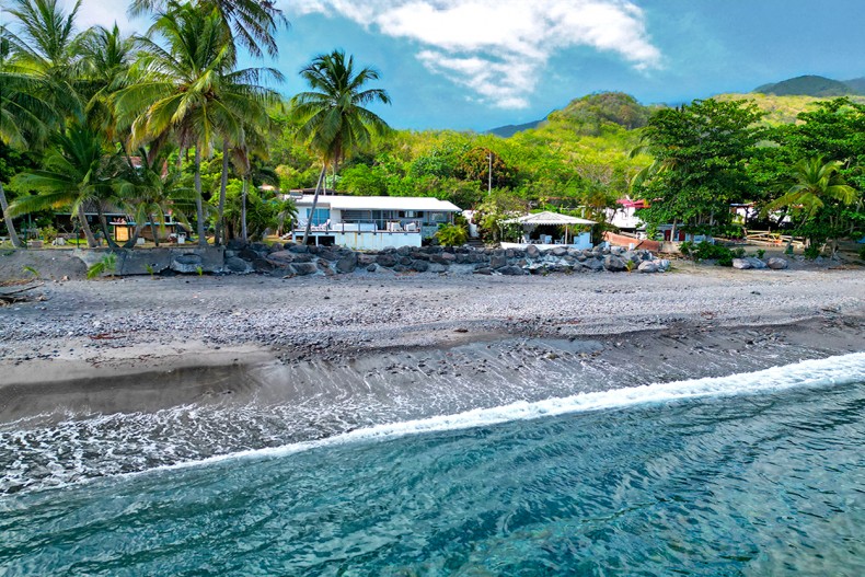 villa bord de mer Martinique saint-pierre