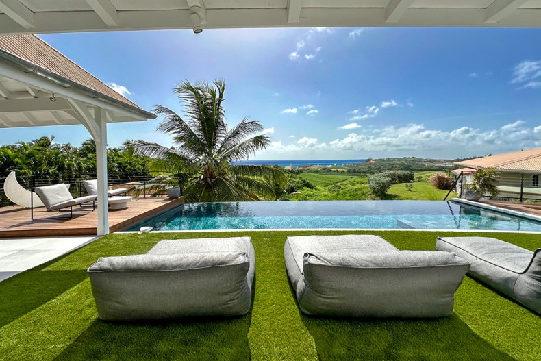 Villa 5 étoiles Martinique Vauclin lits de piscine