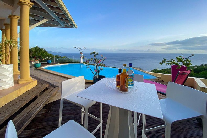 Location villa Martinique piscine débordement