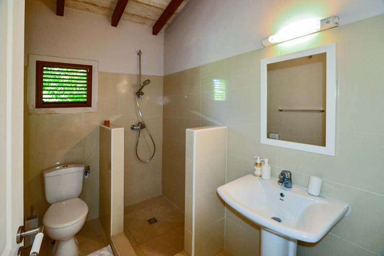 Salle d'eau de la chambre 3 et 4