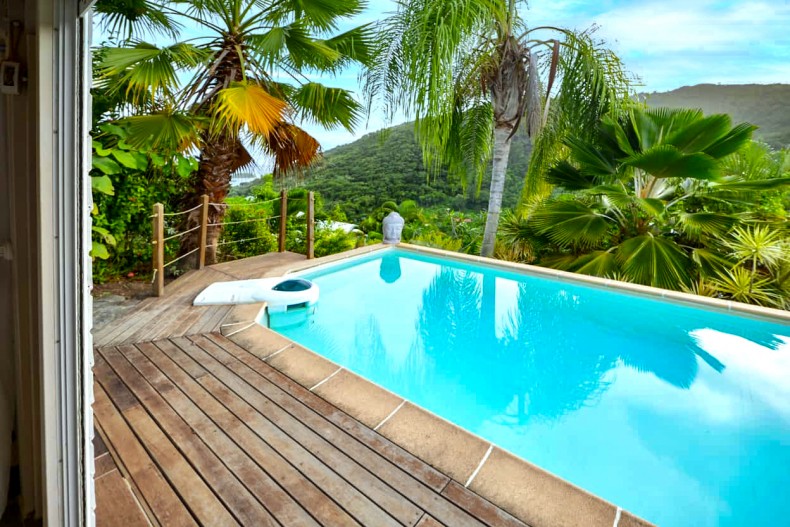 Location villa et bungalow martinique le Marin