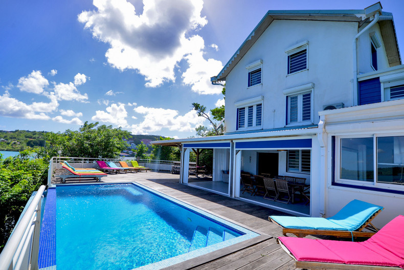 Maison piscien 5 chambres ponton trois ilets