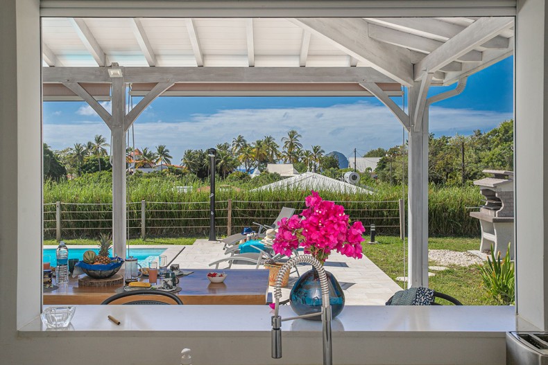 Blue Horizon Caribes le diamant vue cuisine