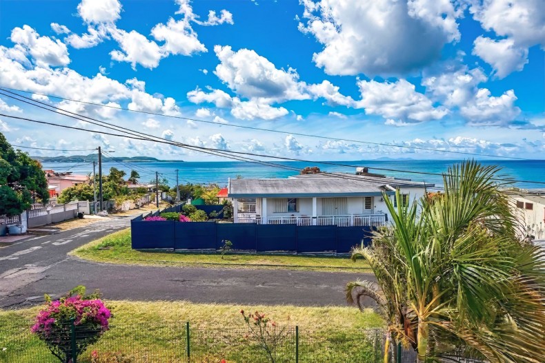 vue mer location magnifique F3 sainte luce