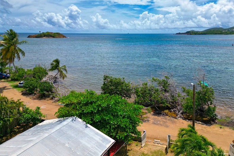 Ilet Tartane et pointe de la Caravelle