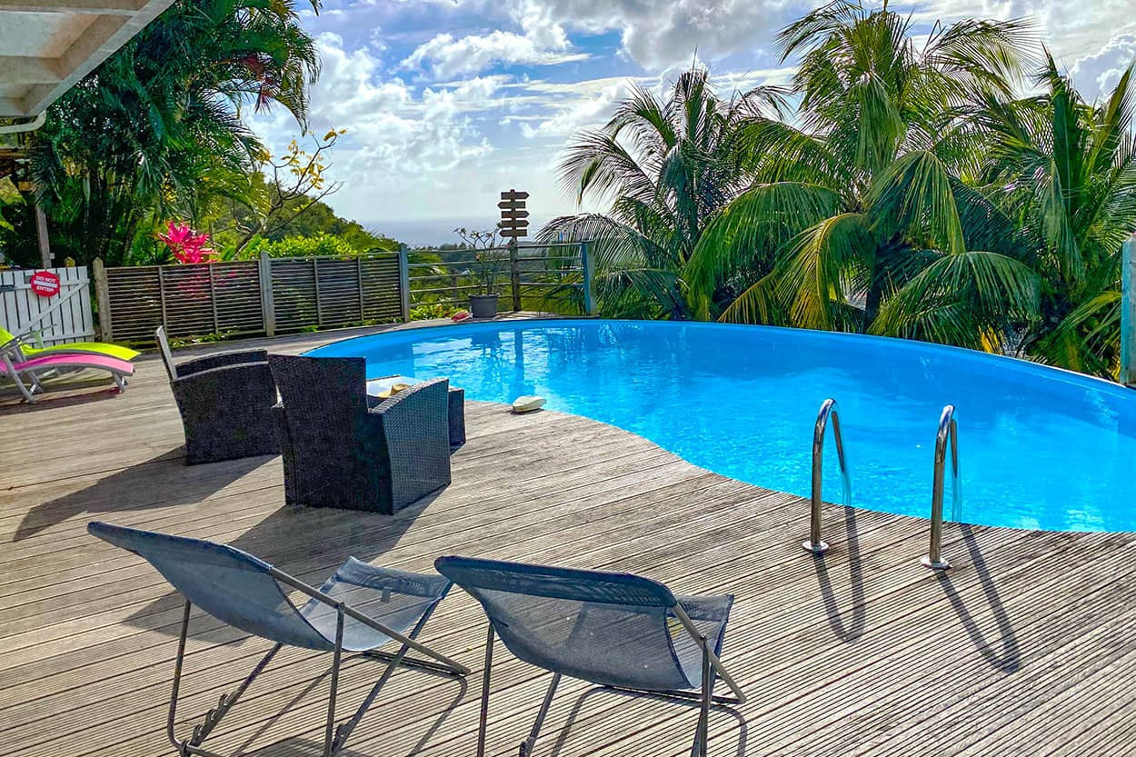 BLUE HORIZON STUDIO location Sud Martinique piscine vue mer location