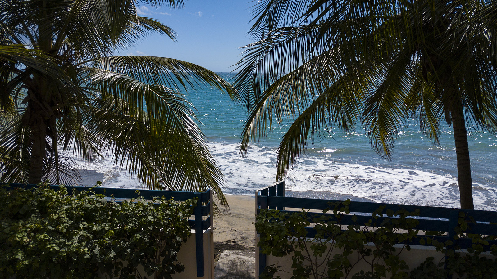 La Bas De L'autre Cote De L'eau Avis Sable de Mer - location de vacances - Martinique - Le diamant