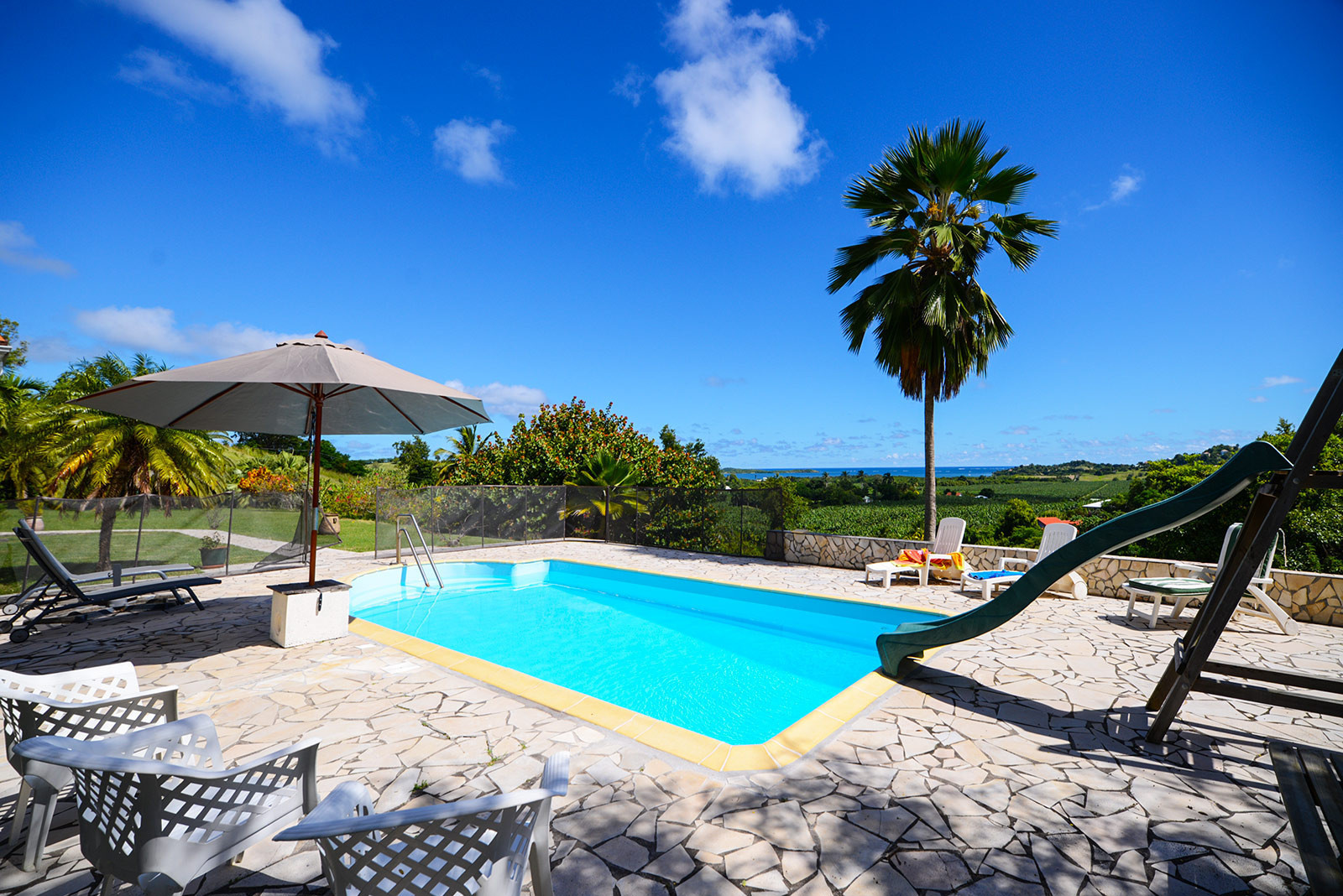 Villa Martiniquetobogan piscine