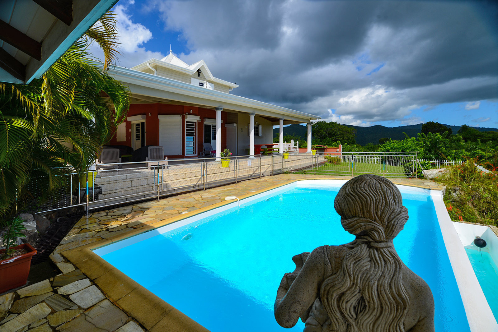 Villa NID d'AIGLE rental Martinique le Diamant sea view pool 3 bedrooms - Une vue exceptionnelle