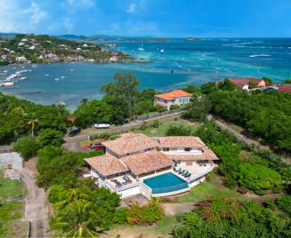 Belle villa de luxe Martinique Pointe cap Est