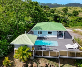 Petite Maison le françois location martinique piscine vue mer