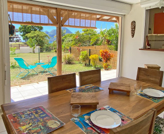 Location F2 rez de jardin le Diamant