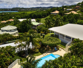 Grande-fleur-location-villa-le-cap-est-martinique-.jpg