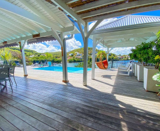 les Coraux villa piscine le Robert