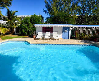 Location appartement avec piscine, 2 chambres fort de france
