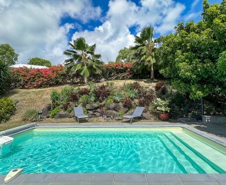 Location Maison Martinique la Sérénité piscine