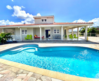 Location villa sable blanc en famille martinique
