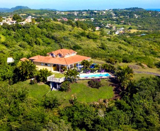 Location villa Sainte-Anne Martiniqiue Piscine