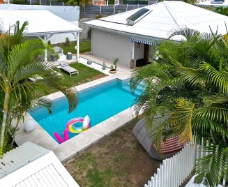 Location VILLA piscine Kazéa le diamant