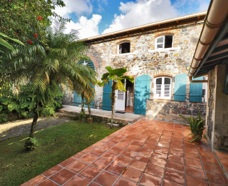 Location maison de caractere saint pierre