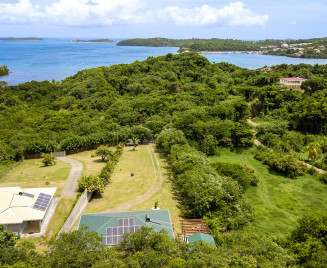 Petite maison face à la baie du françois