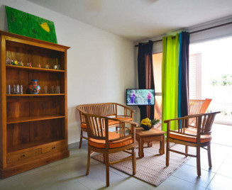 Résidence des iles T3 salon tv2