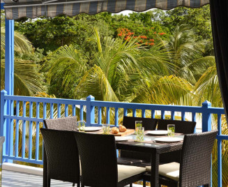 Bleu sud un endroit paisible au Diamant