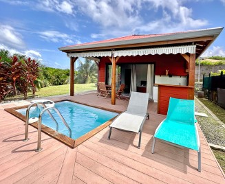 Bungalow 3 Pom Kanel