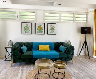 canapé Cascade de Sainte Anne 3 chambres piscine location maison Martinique