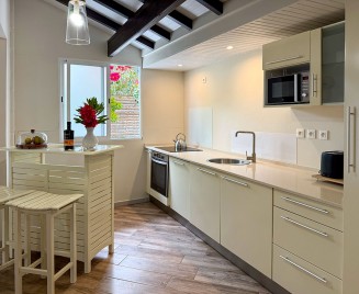 cuisine petite villa 4 etoiles Sainte Luce