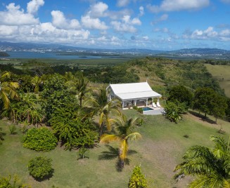 Villa sud Martinique piscine Habitation fleury