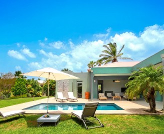 Villa moderne trois ilets Martinique