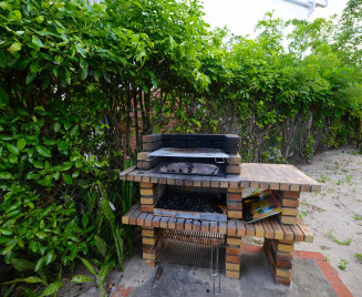 lE BARBECUE SUR LA PLAGE EN MARTINIQUE