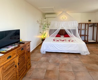 porte de la caravelle 4 studios chambre