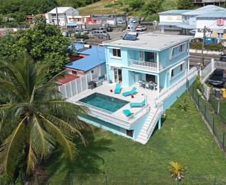 La villa Bonheur bourg du Diamant