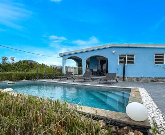 Location petite maison le carbet Martinique
